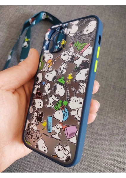 iPhone 12 Pro Uyumlu Kamera Korumalı Snoopy Tasarım Tuşları Renkli Telefon Boyun Askılı Set Kılıf