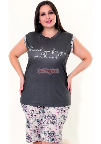 Rahat ve Şık Kadın Çiçek Desenli Füme Renk Büyük Beden Şortlu Anne Pijama Takımı - 10415 modelleri