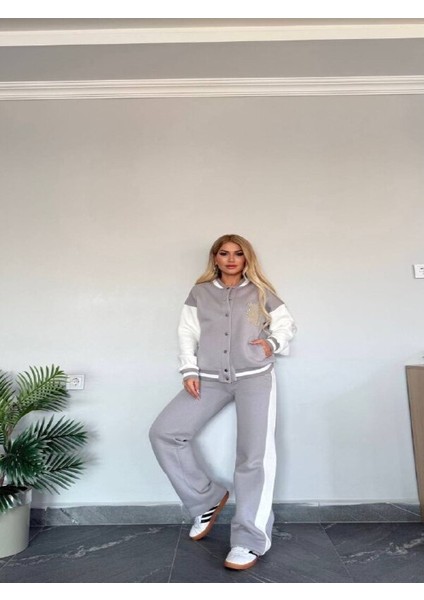 Kadın Üst Kısmı Kolej Ceket Tarzı Alt Kısmı Beyaz Şeritli Eşofman Takım modelleri