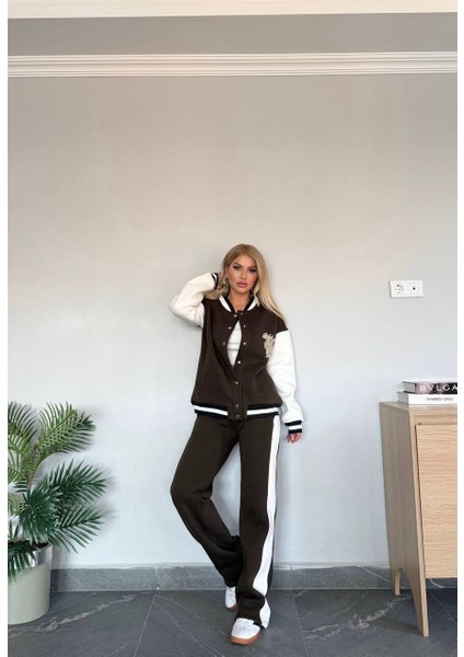 Kadın Üst Kısmı Kolej Ceket Tarzı Alt Kısmı Beyaz Şeritli Eşofman Takım modelleri