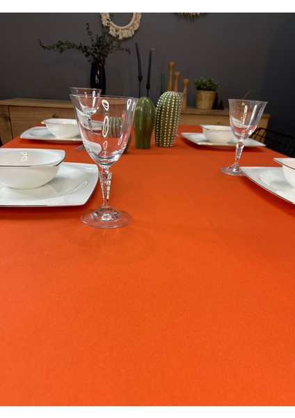 Dertsiz Su Itici Özeliğe Sahip Masa Örtüsü fırsatları