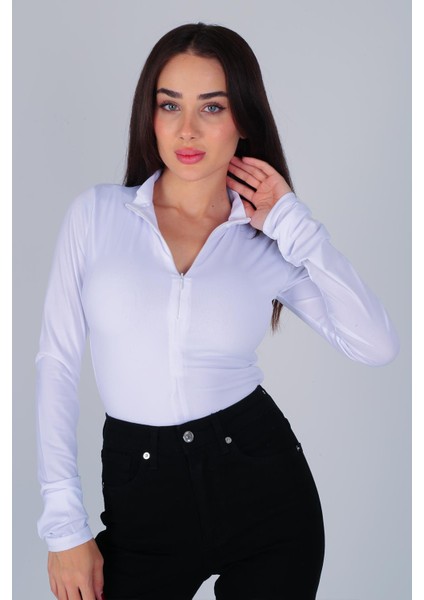 Kadın Beyaz Fermuarlı Parmak Geçmeli Çıtçıtlı Body