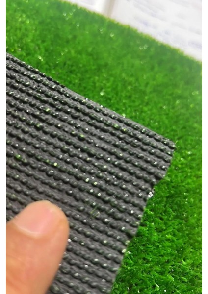 Balkon Ve Bahçeye Uygun Dış Ve Iç Mekan Uyumlu Yapay Çim Halı 7 Mm 100 X 1000 Cm