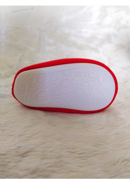 Canavar Figürlü Peluşlu Kaymaz Yumuşak Esnek Tabanlı Anaokulu Kışlık Erkek Çocuk Ev Botu Pandufu modelleri