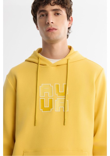 Erkek Sarı Kapüşonlu Pamuklu Baskılı Elastan Sweatshirt A42Y1324