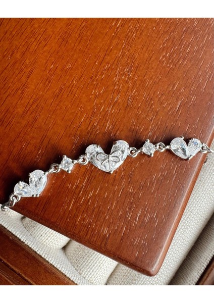 Amor Beyaz Taş Rodyum 925 Ayar Gümüş Bileklik fırsatları