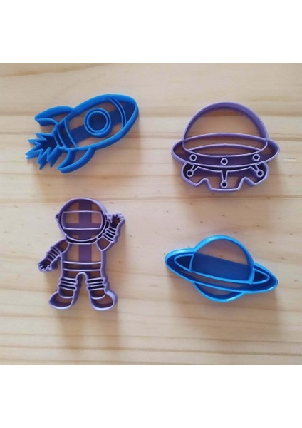 Astronot Set 4'lü Kek Kurabiye Oyun Hamuru Kalıbı