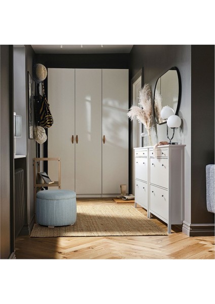 Saklama gözlü puf, kilanda açık mavi fırsatları