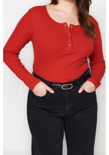 Kadın Moda Şık Büyük Beden Crop Havuz Yaka Regular Kalıp Örme U Yaka Çıtçıt Detaylı Bluz