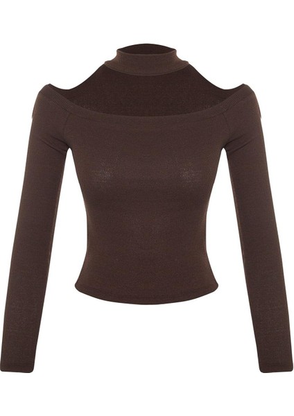 Kadın Crop Choker Yaka Slim Kalıp Örme Carmen Yaka Choker Detaylı Fitted Vücuda Oturan Fitilli Bluz