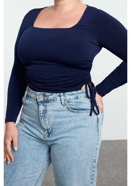 Kadın Moda Şık Büyük Beden Regular Kare Yaka Fitted Kalıp Örme Sandy Bluz fiyatları