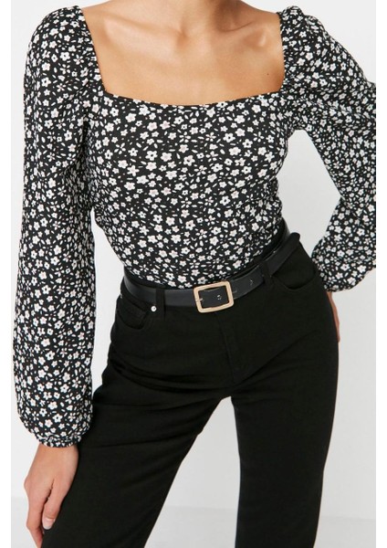 Kadın Crop Balon Kol Regular Kalıp Örme Çiçek Desenli Fitted Vücuda Oturan Bürümcük Dokulu Bluz modelleri