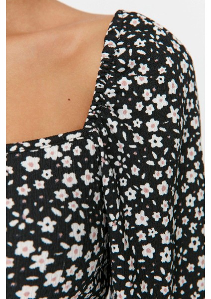 Kadın Crop Balon Kol Regular Kalıp Örme Çiçek Desenli Fitted Vücuda Oturan Bürümcük Dokulu Bluz fırsatları