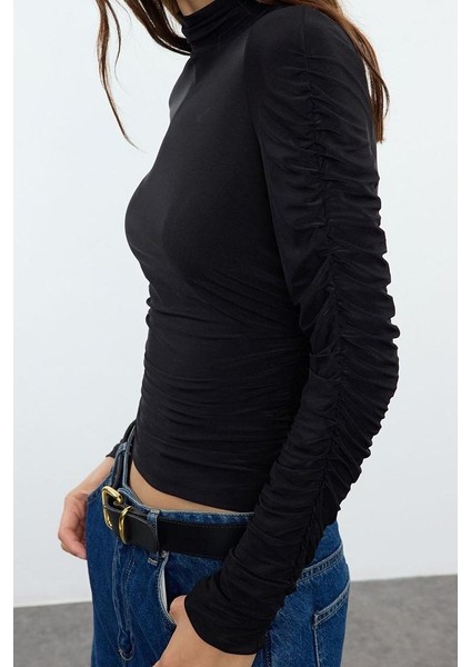 Kadın Moda Şık Regular Balıkçı Yaka Fitted Kalıp Örme Büzgü Drape Detaylı Vücuda Oturan Bluz
