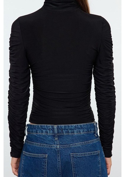 Kadın Moda Şık Regular Balıkçı Yaka Fitted Kalıp Örme Büzgü Drape Detaylı Vücuda Oturan Bluz