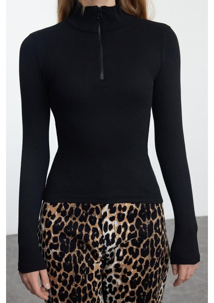 Stil Kadın Fitted Vücuda Oturan Esnek Bluz Örme Slim Kalıp modelleri