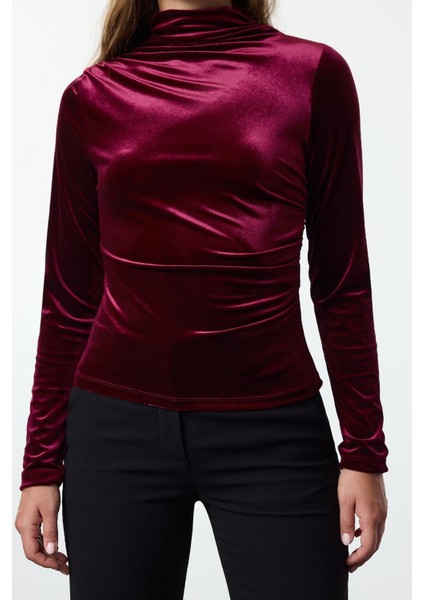 Stil Kadın Kadife Drapeli Fitted Vücuda Oturan Boy Bluz Regular Örme Slim Kalıp modelleri