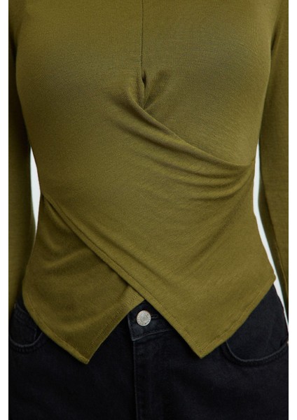Stil Kadın Kruvaze Büzgü Drape Detaylı Vücuda Oturan Bluz Regular Örme Slim Kalıp Düşük Kol fırsatları