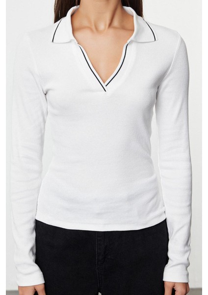 Stil Kadın Triko Yaka Detaylı Fitted Vücuda Oturan Fitilli Esnek Bluz Regular Örme Slim Kalıp modelleri