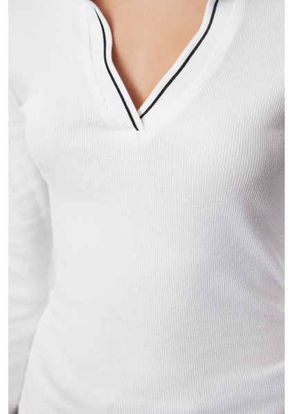 Stil Kadın Triko Yaka Detaylı Fitted Vücuda Oturan Fitilli Esnek Bluz Regular Örme Slim Kalıp fırsatları