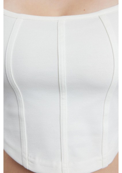 Kadın Moda Şık Crop Kare Yaka Slim Kalıp Örme Biye Detaylı Fitted Vücuda Oturan Interlok Bluz fırsatları