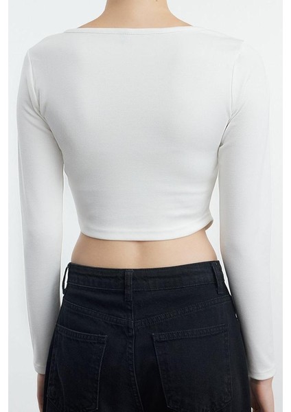 Kadın Moda Şık Crop Kare Yaka Slim Kalıp Örme Biye Detaylı Fitted Vücuda Oturan Interlok Bluz indirimleri