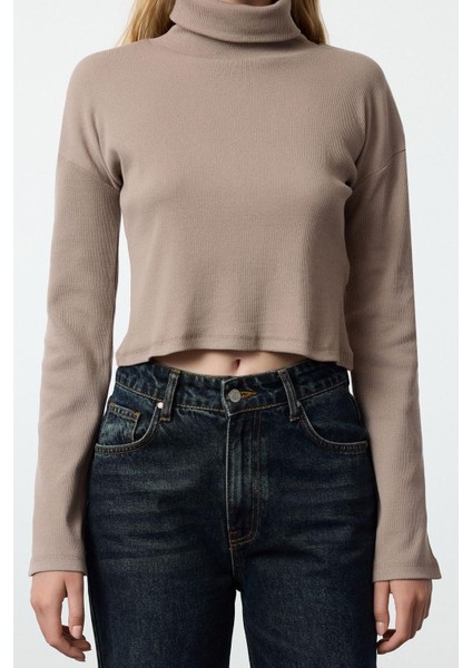 Kadın Moda Şık Üst Giyim Super Crop Dik Yaka Slim Kalıp Örme Fitted Vücuda Oturan Crop Esnek Bluz