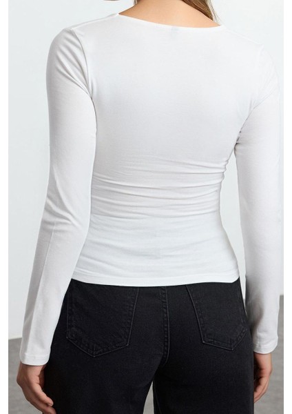 Kadın Moda Şık Üst Giyim Regular Kare Yaka Slim Kalıp Örme Büzgü Drape Detaylı Vücuda Oturan Bluz fırsatları