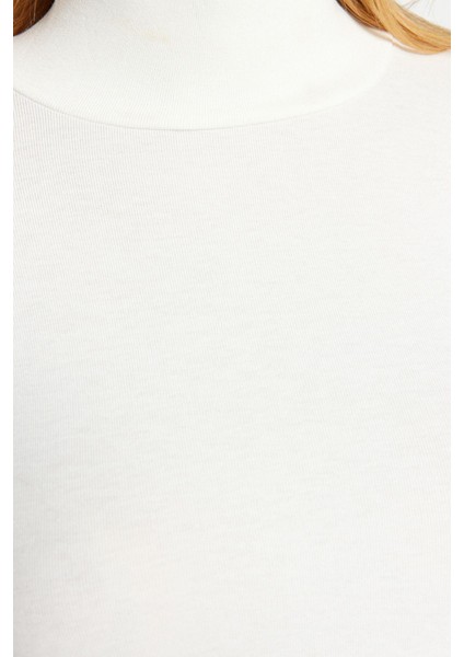 Kadın Moda Şık Regular Balıkçı Yaka Slim Kalıp Örme Yumuşak Kumaşlı Fitted Vücuda Oturan Esnek Bluz indirimleri