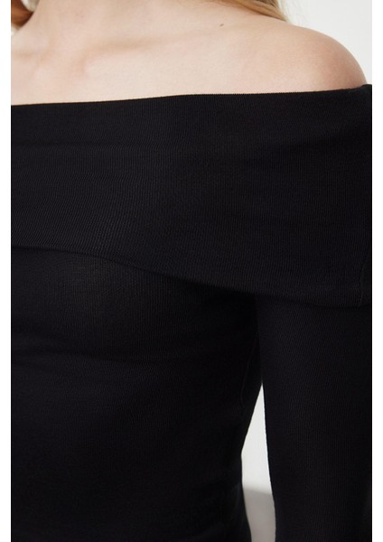 Kadın Moda Şık Üst Giyim Crop Carmen Yaka Slim Kalıp Örme Kısa Esnek Bluz fırsatları