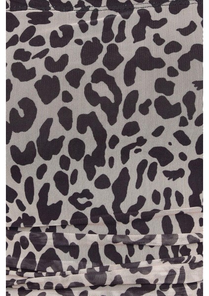 Kadın Moda Şık Crop Kare Yaka Slim Kalıp Örme Animal Leopar Desenli Bağlama Detaylı Esnek Bluz fırsatları