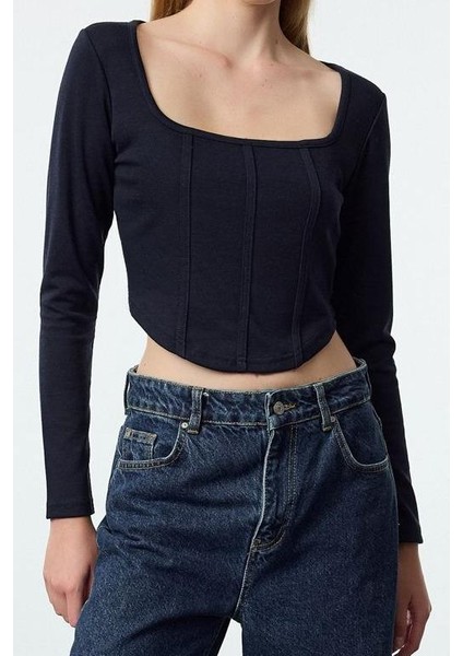 Stil Kadın Biye Detaylı Fitted Vücuda Oturan Interlok Bluz Crop Örme Slim Kalıp fiyatları