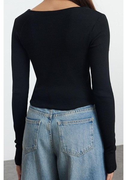 Kadın Crop Bisiklet Yaka Slim Kalıp Örme 2li Cut Out Detaylı Fitted Vücuda Oturan Fitilli Esnek Bluz indirimleri