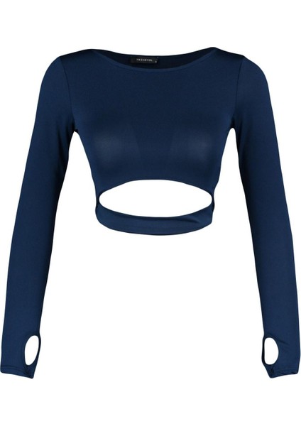 Stil Kadın Pencere Cut Out ve Baş Parmak Delik Detaylı Spor Üst Bluz Crop Örme Fitted Kalıp modelleri