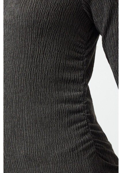 Stil Kadın Büzgü Drape Detaylı Normal Kalıp Bluz Regular Örme Slim Kalıp fırsatları