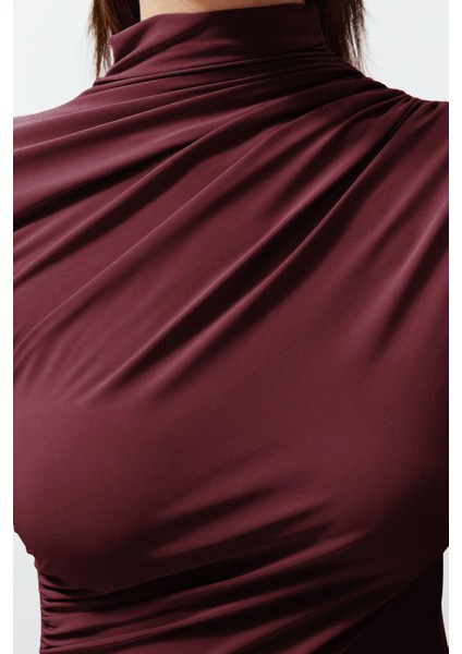 Kadın Moda Şık Üst Giyim Crop Dik Yaka Slim Kalıp Örme Büzgülü Kare Yaka Vücuda Oturan Esnek Bluz modelleri