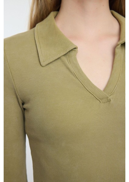 Stil Kadın Eskitme Soluk Efektli Vücuda Oturan Fitilli Esnek Bluz Crop Örme Slim Kalıp fırsatları