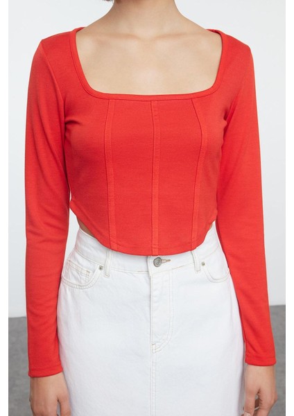 Kadın Moda Şık Crop Kare Yaka Slim Kalıp Örme Biye Detaylı Fitted Vücuda Oturan Interlok Bluz