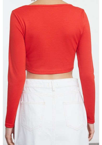Kadın Moda Şık Crop Kare Yaka Slim Kalıp Örme Biye Detaylı Fitted Vücuda Oturan Interlok Bluz indirimleri