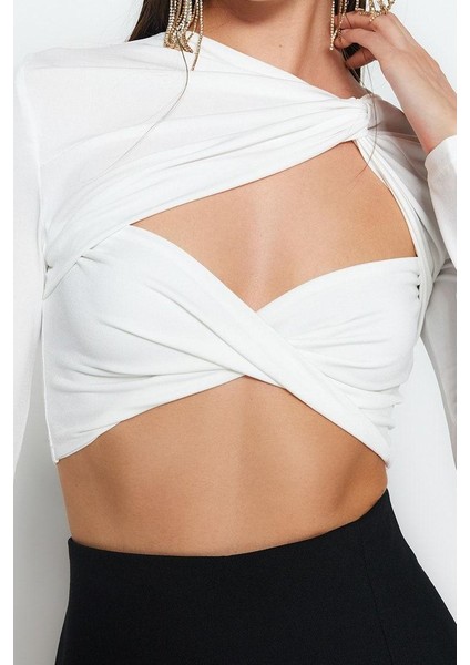 Stil Kadın Astarlı Pencere Cut Out Detaylı Bluz Crop Örme Fitted Kalıp