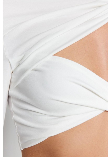 Stil Kadın Astarlı Pencere Cut Out Detaylı Bluz Crop Örme Fitted Kalıp indirimleri
