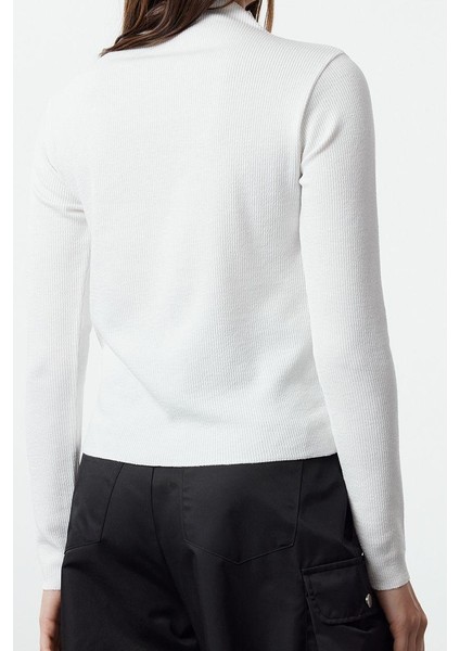 Stil Kadın Fitted Fermuarlı Biye Detaylı Fitilli Esnek Bluz Standart Örme Regular Kalıp Reglan Kol fırsatları