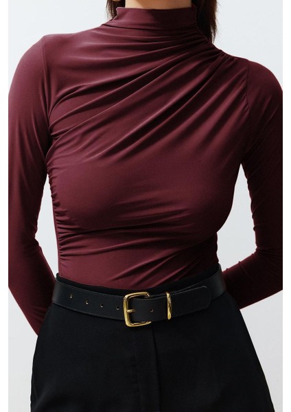 Stil Kadın Büzgülü Kare Yaka Vücuda Oturan Esnek Bluz Crop Örme Slim Kalıp