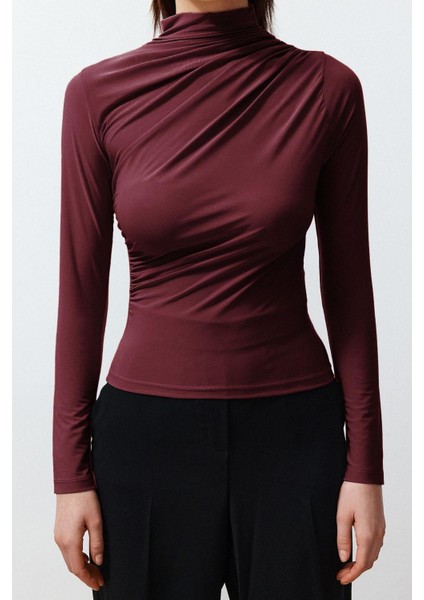 Stil Kadın Büzgülü Kare Yaka Vücuda Oturan Esnek Bluz Crop Örme Slim Kalıp modelleri