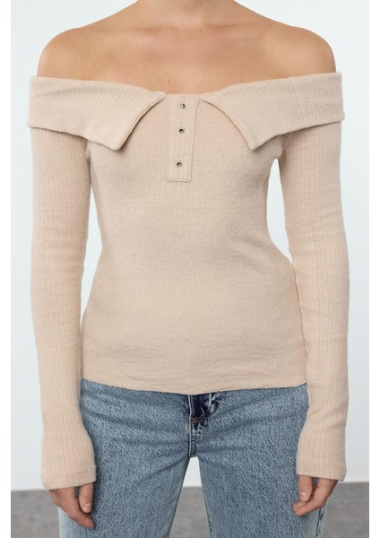Stil Kadın Fitted Vücuda Oturan Çıtçıtlı Yaka Detaylı Fitilli Esnek Bluz Regular Slim Kalıp modelleri