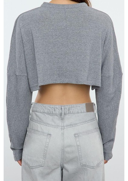 Stil Kadın Kol Triko Görünümlü Bluz Super Crop Örme Relaxed Kalıp Düşük Kol indirimleri
