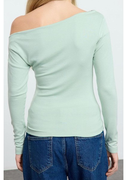 Stil Kadın Düz Yumuşak Kumaşlı Fitted Vücuda Oturan Bluz Regular Örme Slim Kalıp Düşük Kol indirimleri