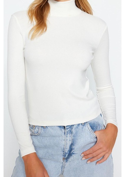 Stil Kadın Yumuşak Kumaşlı Fitted Vücuda Oturan Esnek Bluz Regular Örme Slim Kalıp