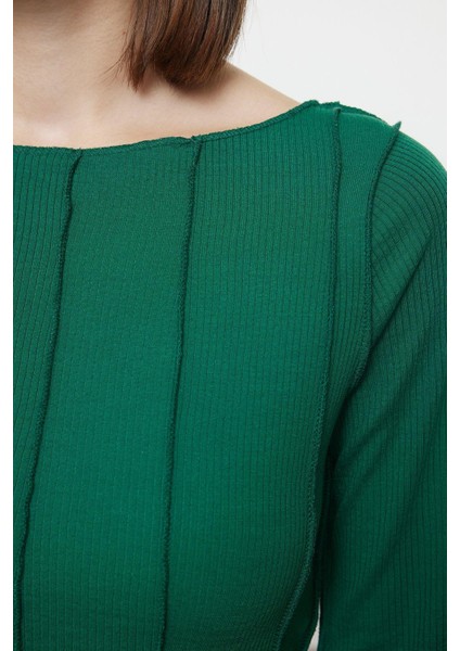 Stil Kadın Dikiş Detaylı Carmen Yaka Fitted Vücuda Oturan Fitilli Bluz Regular Slim Kalıp Düşük Kol fırsatları