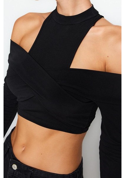 Stil Kadın Pencere Cut Out Detaylı Bluz Crop Örme Fitted Kalıp fiyatları